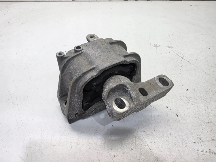 ŁAPA PODUSZKA SILNIKA AUDI VOLKSWAGEN SEAT SKODA 1K0199262CH