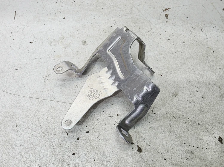 WSPORNIK ZBIORNICZKA WYRÓWNAWCZEGO AUDI A6 C8 A7 4K1121214E