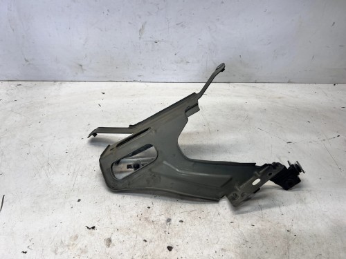 WSPORNIK MOCOWANIE BŁOTNIKA PRAWY PRZÓD AUDI A6 C8 4K0821132