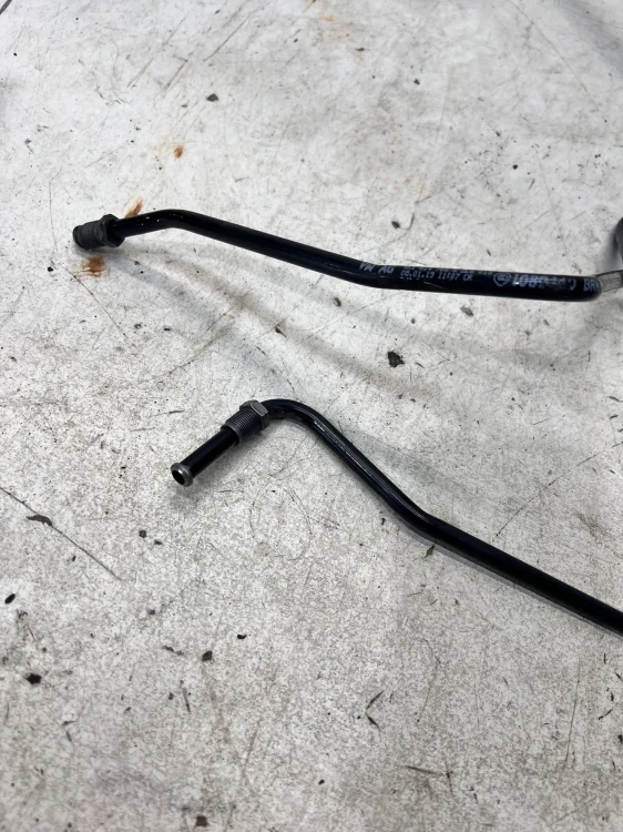 PRZEWÓD PRZEWODY HAMULCOWE AUDI A6 C8 4K1614705Q 4K1614706S