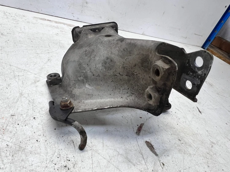 OSŁONA PODUSZKI SILNIKA LEWA AUDI A4 B8 A5 8T Q5 8R 8K0399059C