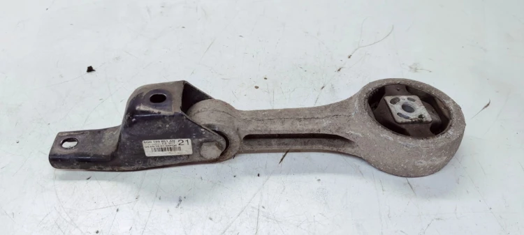 ŁAPA PODUSZKA SILNIKA DOLNA AUDI Q3 8U VOLKSWAGEN SEAT SKODA 6Q0199851AN