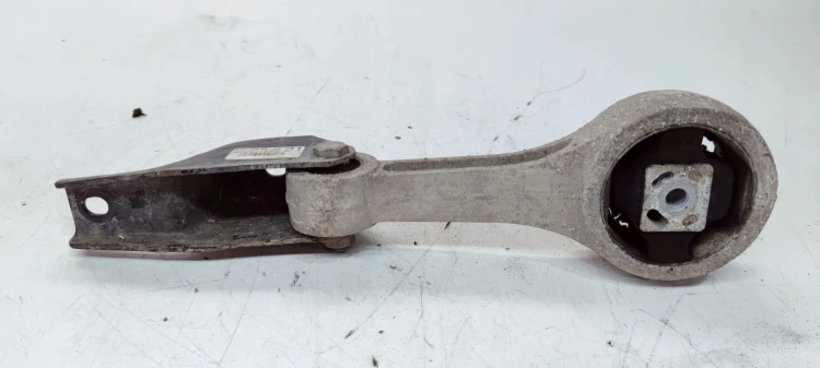 ŁAPA PODUSZKA SILNIKA DOLNA AUDI Q3 8U VOLKSWAGEN SEAT SKODA 6Q0199851AN