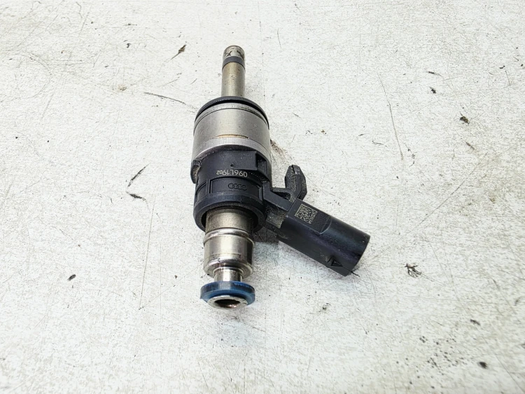 WTRYSKIWACZ WTRYSK PALIWA AUDI VOLKSWAGEN SEAT 2.0 TFSI 06K906036M 06L906A