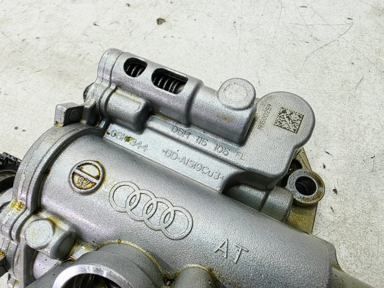 POMPA OLEJU AUDI A4 B9 A5 8W VOLKSWAGEN SEAT SKODA 2.0 TFSI 06H115105FL