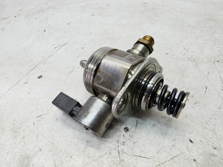 POMPA PALIWA CR AUDI A4 B9 A5 A6 Q5 FY 1.8 2.0 TFSI 06L127A08 06K127028L