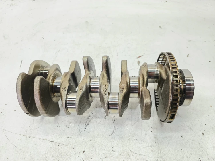 WAŁ KORBOWY AUDI A4 B9 A5 8W VOLKSWAGEN SEAT 2.0 TFSI 06LD 06L105101D 7/26