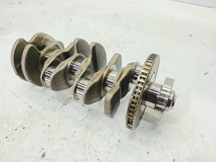WAŁ KORBOWY AUDI A4 B9 A5 8W VOLKSWAGEN SEAT 2.0 TFSI 06LD 06L105101D 7/26