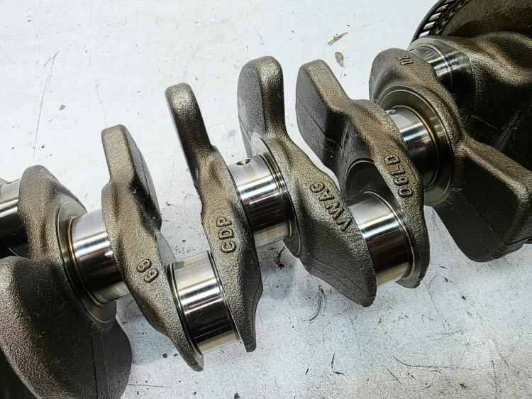 WAŁ KORBOWY AUDI A4 B9 A5 8W VOLKSWAGEN SEAT 2.0 TFSI 06LD 06L105101D 7/26