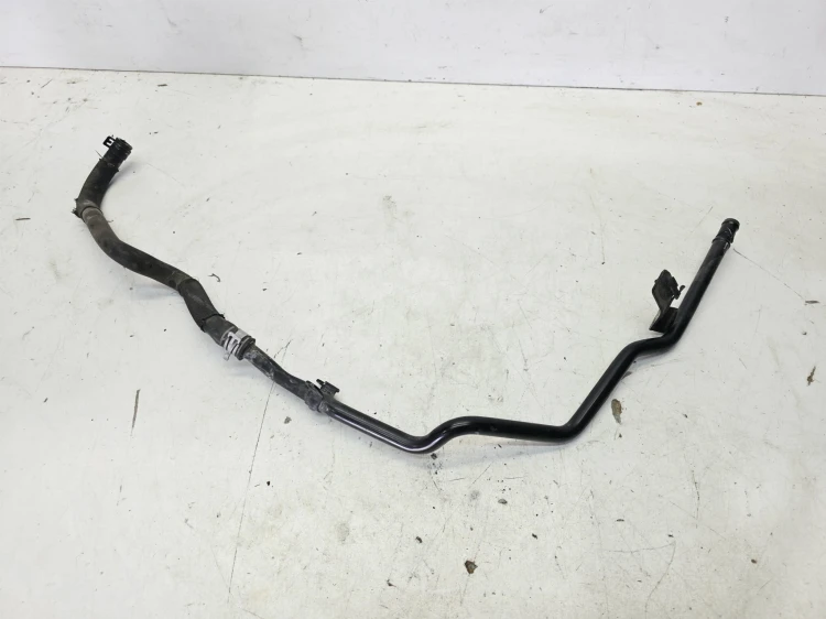 RURKA PRZEWÓD WODY AUDI A4 B9 A5 8W 2.0 TFSI 06L121075AJ