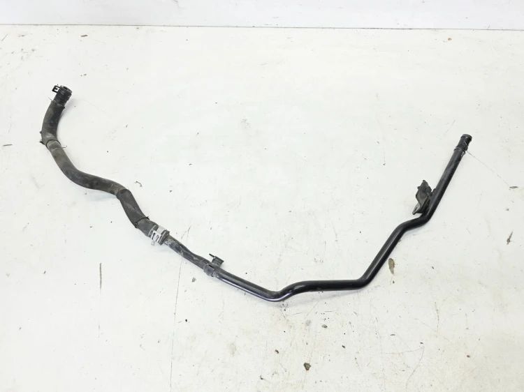RURKA PRZEWÓD WODY AUDI A4 B9 A5 8W 2.0 TFSI 06L121075AJ