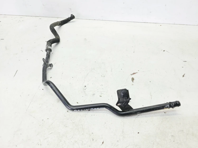 RURKA PRZEWÓD WODY AUDI A4 B9 A5 8W 2.0 TFSI 06L121075AJ