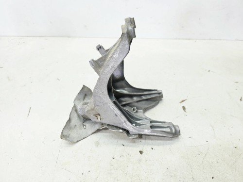MOCOWANIE ŁAPA SILNIKA PRAWA AUDI A4 B9 A5 8W 2.0 TFSI 4M0199308BL