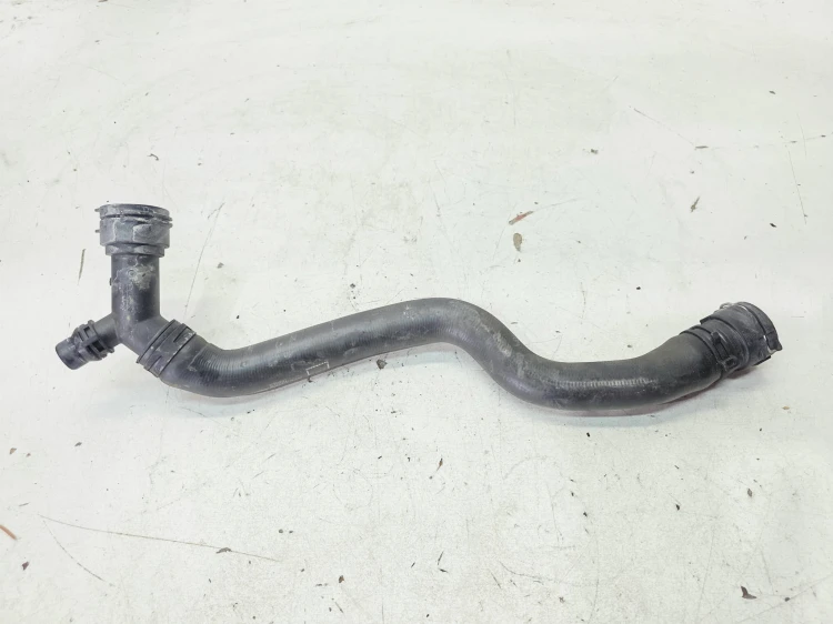 RURA PRZEWÓD WĄŻ WODY AUDI A4 B9 A5 8W 2.0 TFSI 8W0122101B