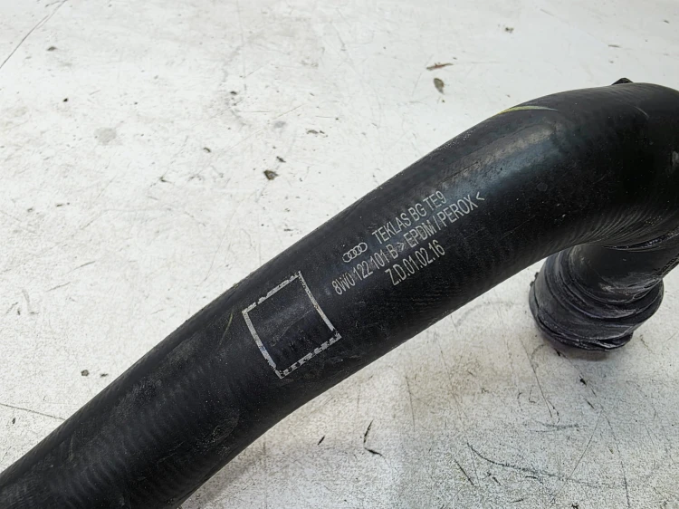 RURA PRZEWÓD WĄŻ WODY AUDI A4 B9 A5 8W 2.0 TFSI 8W0122101B