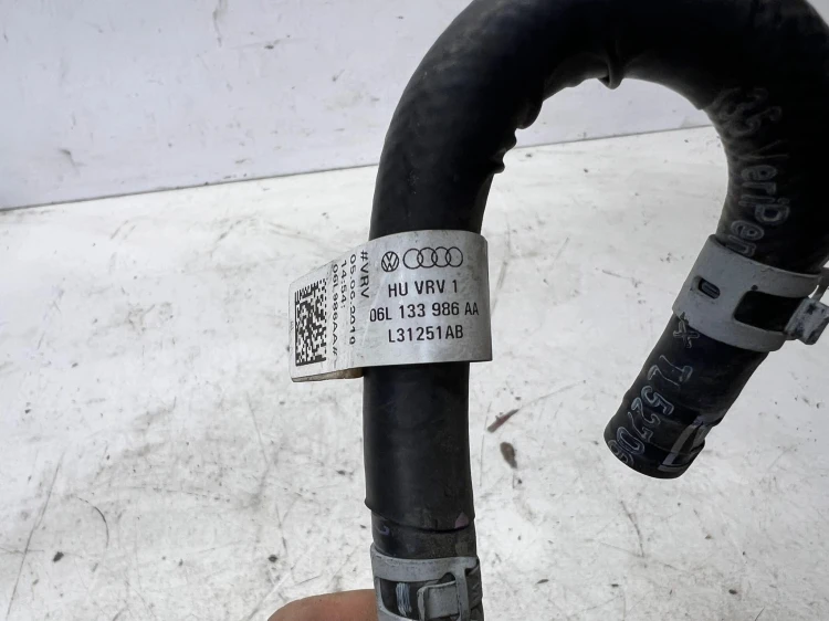 PRZEWÓD PRZEWODY PALIWA AUDI A4 B9 A5 8W 2.0 TFSI 8W0201215BE 06L133986AA