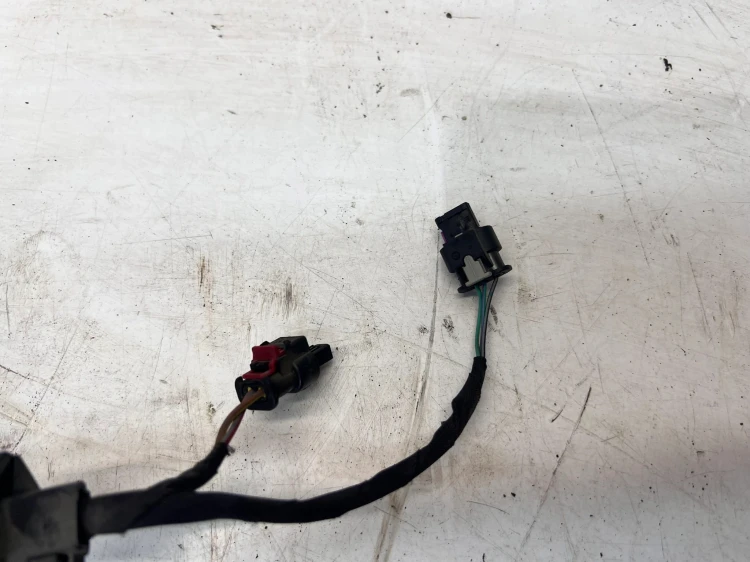 WIĄZKA WTRYSKÓW PALIWA AUDI A4 TFSI 06L971627AA
