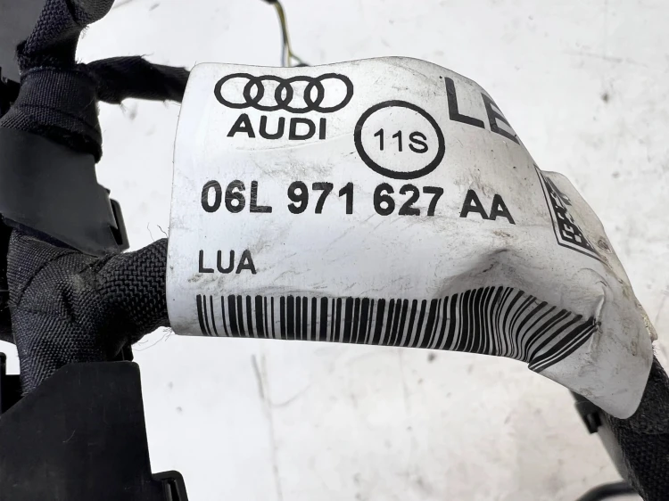 WIĄZKA WTRYSKÓW PALIWA AUDI A4 TFSI 06L971627AA