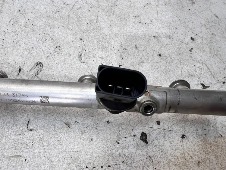 LISTWA WTRYSKOWA AUDI VOLKSWAGEN SEAT SKODA 2.0 TFSI TSI 06K133317AB