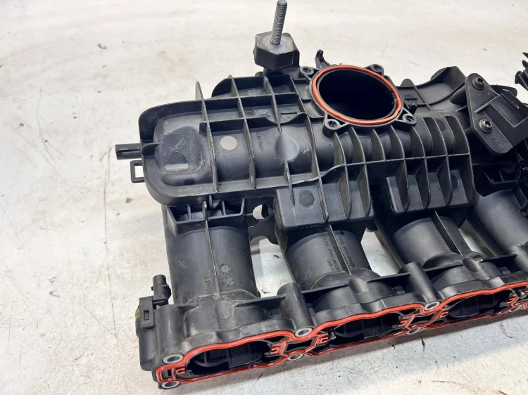 KOLEKTOR SSĄCY AUDI A4 B9 A5 VW SEAT SKODA 2.0 TFSI 06L133201FA
