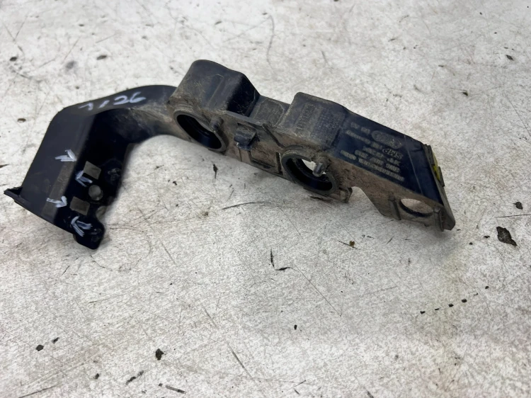 ŚLIZG MOCOWANIE ZDERZAKA LEWY PRZÓD AUDI A5 8W SPORTBACK 8W6807283 1/26