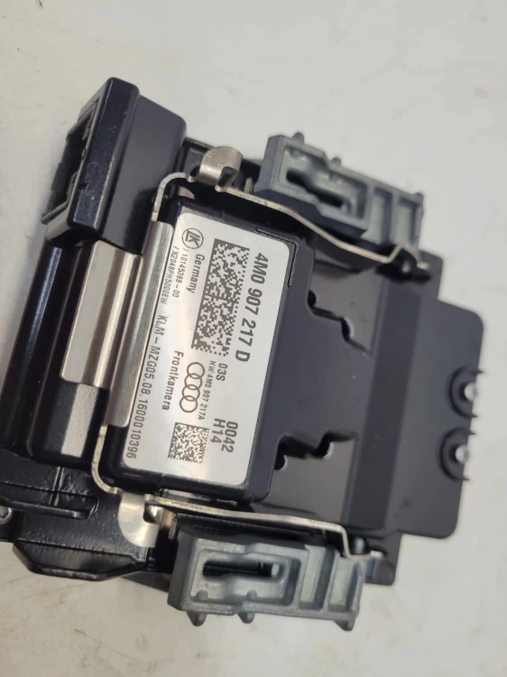 KAMERA ASYSTENT PASA RUCHU AUDI Q7 4M 4M0907217D