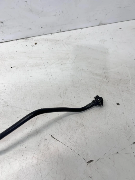 PRZEWÓD WĄŻ WODY AUDI A4 B9 A5 8W 2.0 TFSI 8W0121081DR 8W0121081CC