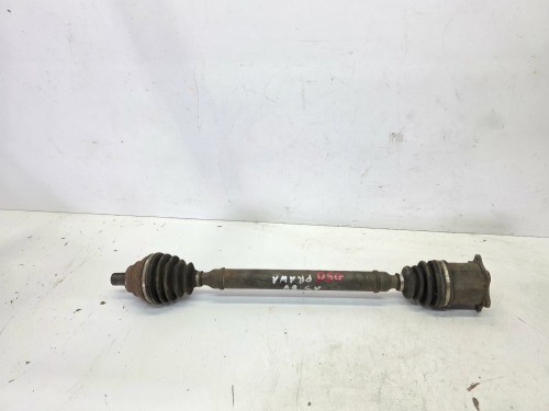 PÓŁOŚ PRAWY PRZÓD AUDI A3 8V 2.0 TDI DSG 5Q0407272BT