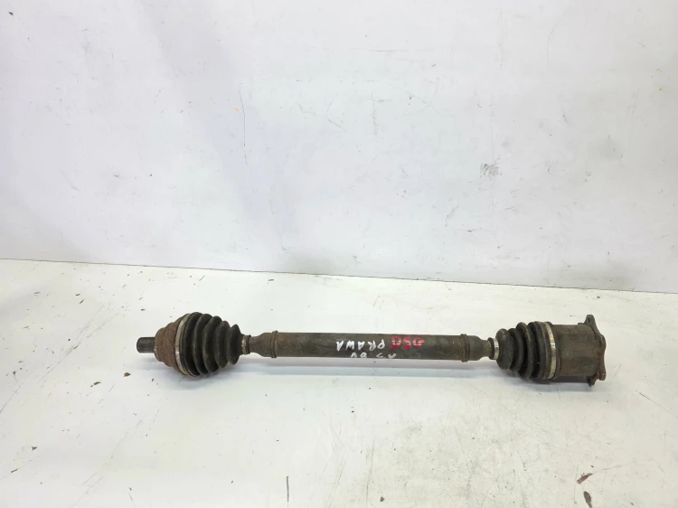 PÓŁOŚ PRAWY PRZÓD AUDI A3 8V 2.0 TDI DSG 5Q0407272BT