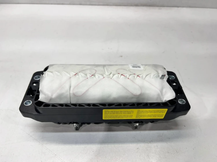 PODUSZKA POWIETRZNA PASAŻERA AUDI A3 8Y 8Y0880204G