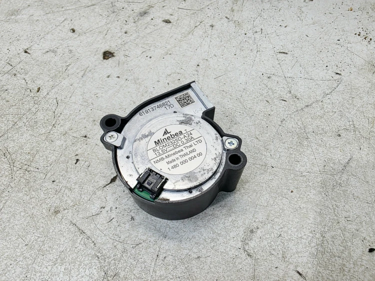 WENTYLATOR REFLEKTORA PRAWY LED MATRIX AUDI A5 8W 148000000400