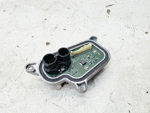 DIODA ŚWIETLNA Z RADIATOREM LED PRAWA AUDI A5 8W 1408000240 8W6998474C
