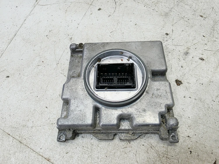 PRZETWORNICA MODUŁ MOCY REFLEKTORA LED AUDI A4 B9 A5 8W Q5 Q7 7PP941592CB
