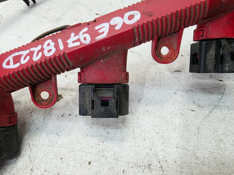 WIĄZKA CEWEK ZAWORÓW AUDI A4 B8 A5 8T A6 C7 3.0 TFSI 06E971822D