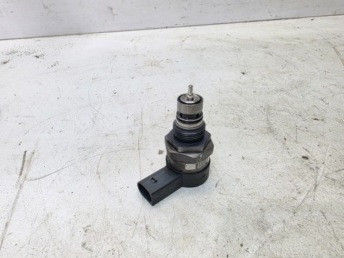 CZUJNIK CIŚNIENIA PALIWA AUDI A A5 A6 A7 Q75 Q7 3.0 TDI 059130764AK