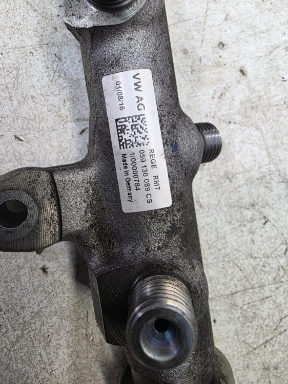 LISTWA WTRYSKOWA AUDI A6 C7 A7 Q7 4M 3.0 TDI CRT 059130089CS