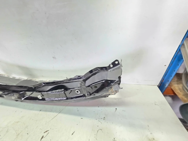 ŚCIANA GRODZIOWA AUDI A4 B9 A5 8F EUROPA 8W1806243A