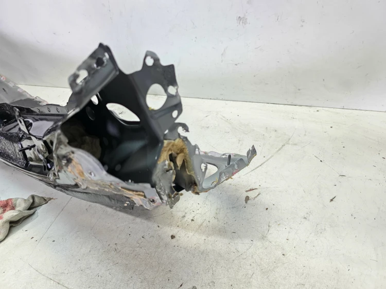 ŚCIANA GRODZIOWA AUDI A4 B9 A5 8F EUROPA 8W1806243A