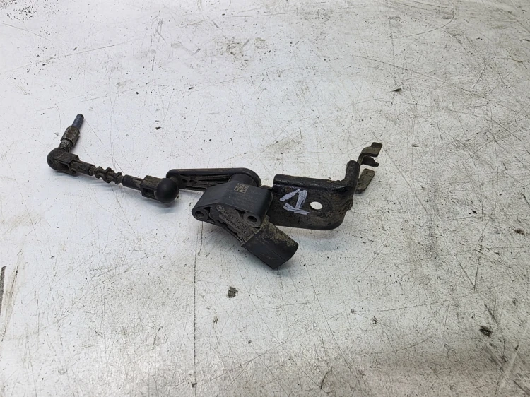 CZUJNIK POZIOMOWANIA AUDI A4 B9 Q7 4M 4M0907504A 4M0941285C