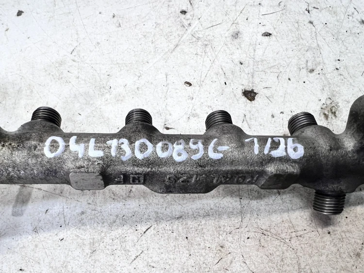 LISTWA WTRYSKOWA AUDI VOLKSWAGEN SEAT SKODA 2.0 TDI 04L130089G 04L906054