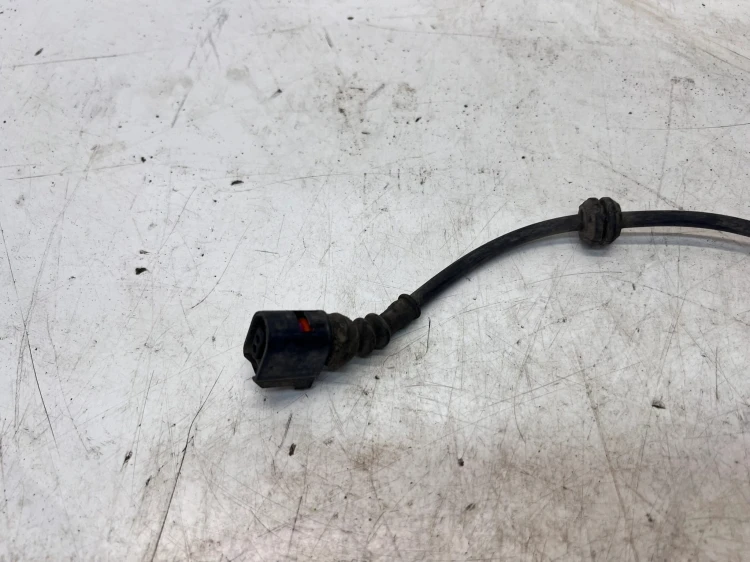 WIĄZKA ZACISKU KOŁA LEWY TYŁ AUDI A6 C6 4F0972253R