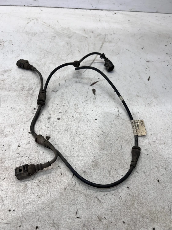 WIĄZKA ZACISKU KOŁA LEWY PRZÓD AUDI A6 C6 4F0972251A