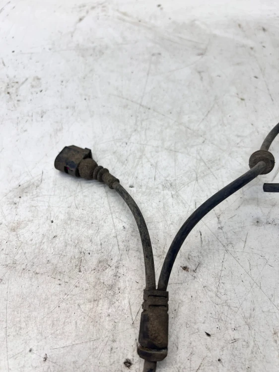 WIĄZKA ZACISKU KOŁA LEWY PRZÓD AUDI A6 C6 4F0972251A