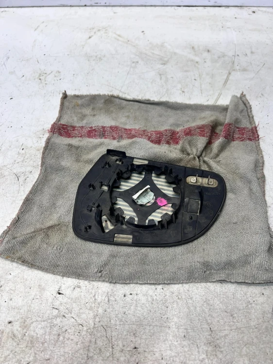 WKŁAD LUSTERKA PRAWY SZKŁO LUSTRO AUDI A6 C6 PRZED LIFT 4F0857336AE