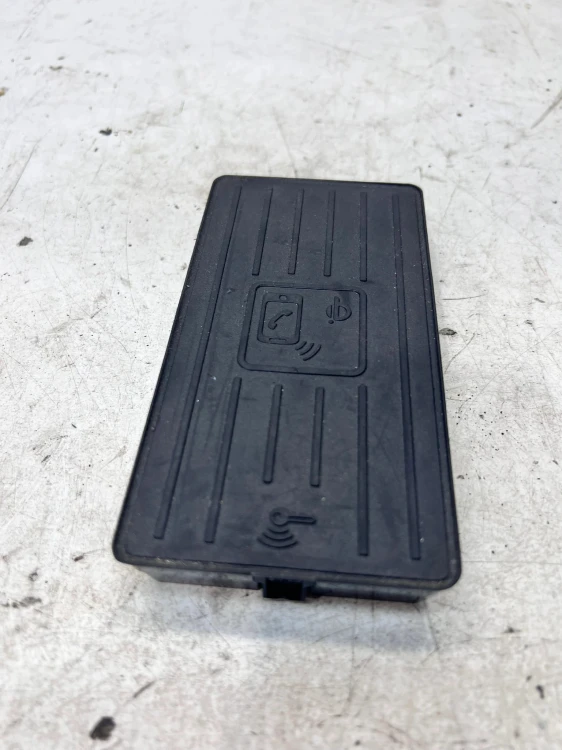 ŁADOWARKA INDUKCYJNA AUDI A6 C8 4K0035502A