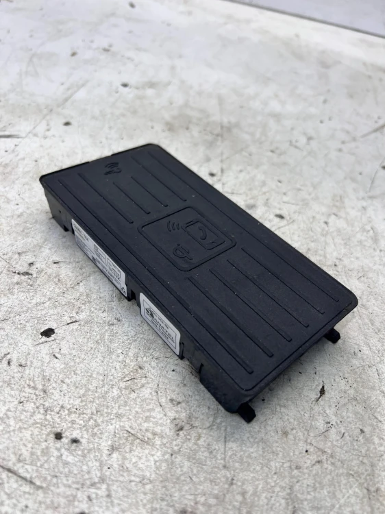 ŁADOWARKA INDUKCYJNA AUDI A6 C8 4K0035502A