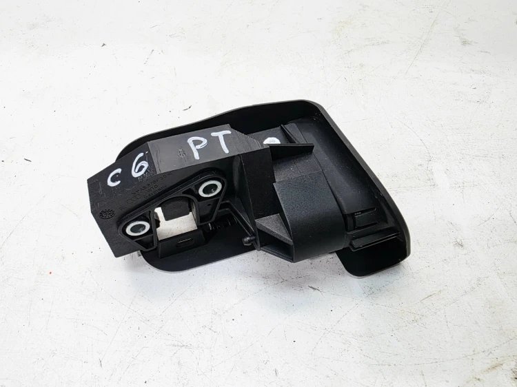 ZAMEK KANAPY PRAWY TYŁ AUDI AUDI A4 B7 A6 C6 4B0885734C