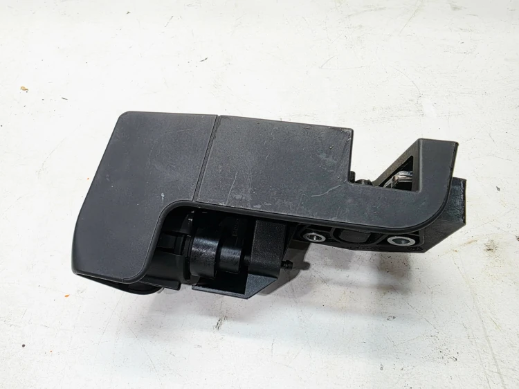 ZAMEK KANAPY PRAWY TYŁ AUDI AUDI A4 B7 A6 C6 4B0885734C