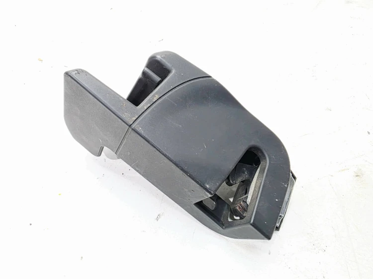 ZAMEK KANAPY PRAWY TYŁ AUDI AUDI A4 B7 A6 C6 4B0885734C