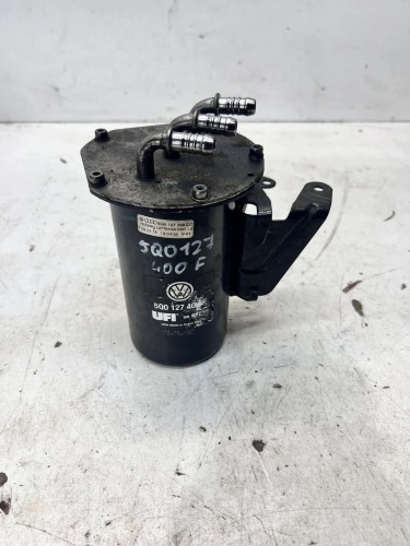 OBUDOWA FILTRA PALIWA AUDI VOLKSWAGEN SEAT SKODA 5Q0127399CC 5Q0127400F
